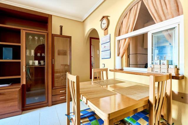 Apartamento Urbano Arregui Torrevieja Exterior photo